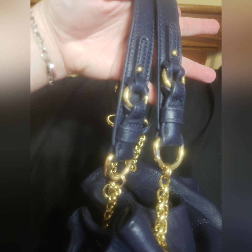 Vince Camuto LEATHER Navy Blue Shoulder Bag - Picture 7 of 10